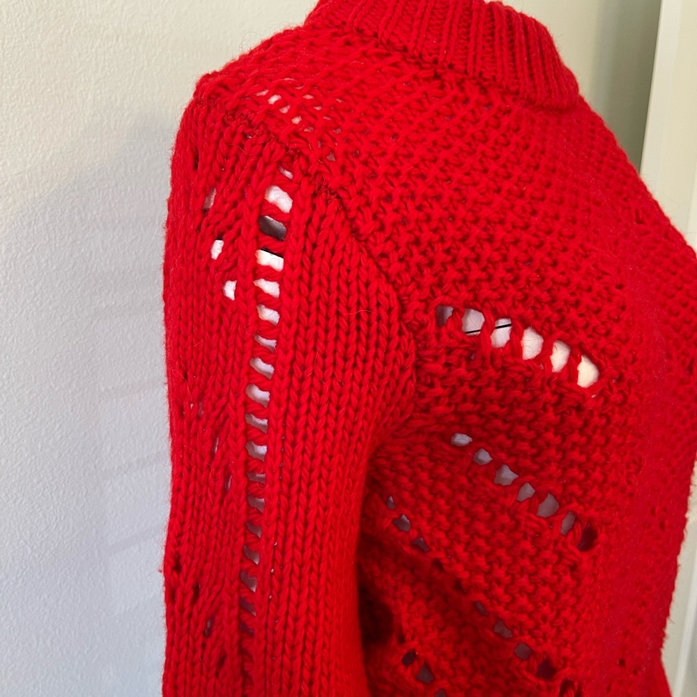 H&M Sweater - Picture 2 of 5